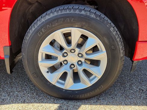 Used 2024 Chevrolet Silverado 1500 Custom RWD image 7
