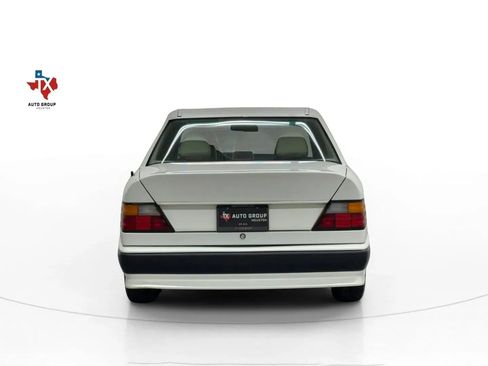 Used 1990 Mercedes-Benz 300 E 3.0 image 8