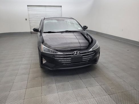 Used 2019 Hyundai Elantra SE w/ Cargo Package FWD image 14