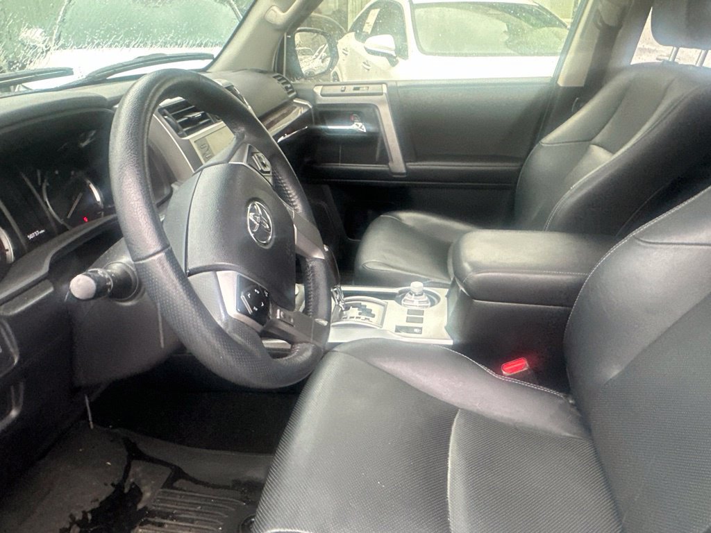 Used 2021 Toyota 4Runner Limited AWD/4WD image 23