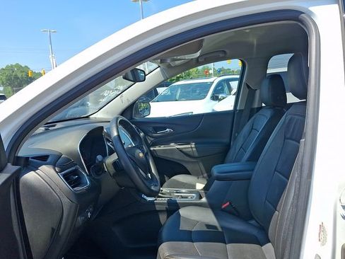 Used 2018 Chevrolet Equinox Premier FWD image 10