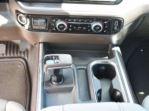 New 2026 GMC Sierra 1500 SLT w/ SLT Premium Plus Package RWD image 24