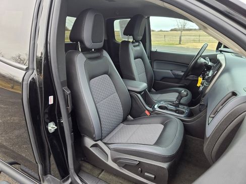 Used 2015 Chevrolet Colorado Z71 image 25