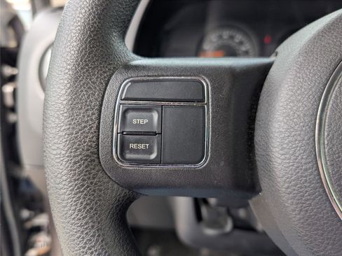 Used 2016 Jeep Patriot Sport w/ Power Value Group image 21