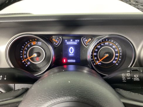 Used 2023 Jeep Wrangler Unlimited Sport AWD/4WD image 21