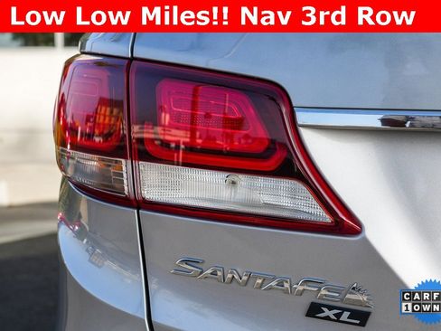 Used 2019 Hyundai Santa Fe XL image 7