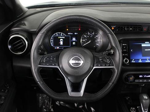 Certified 2024 Nissan Kicks SR FWD image 21