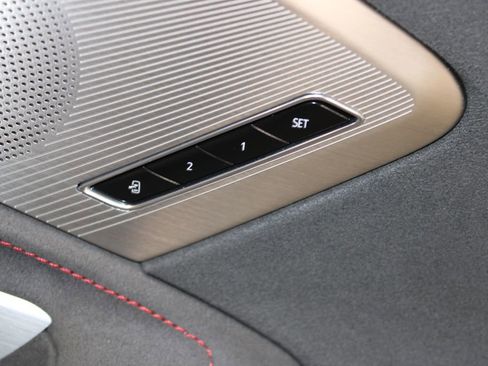 Used 2023 Chevrolet Corvette Stingray Premium Conv image 25