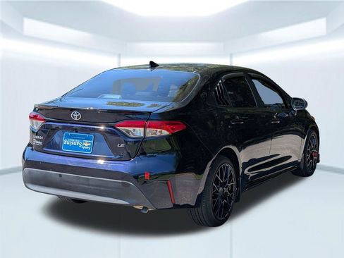 Used 2023 Toyota Corolla LE FWD image 6