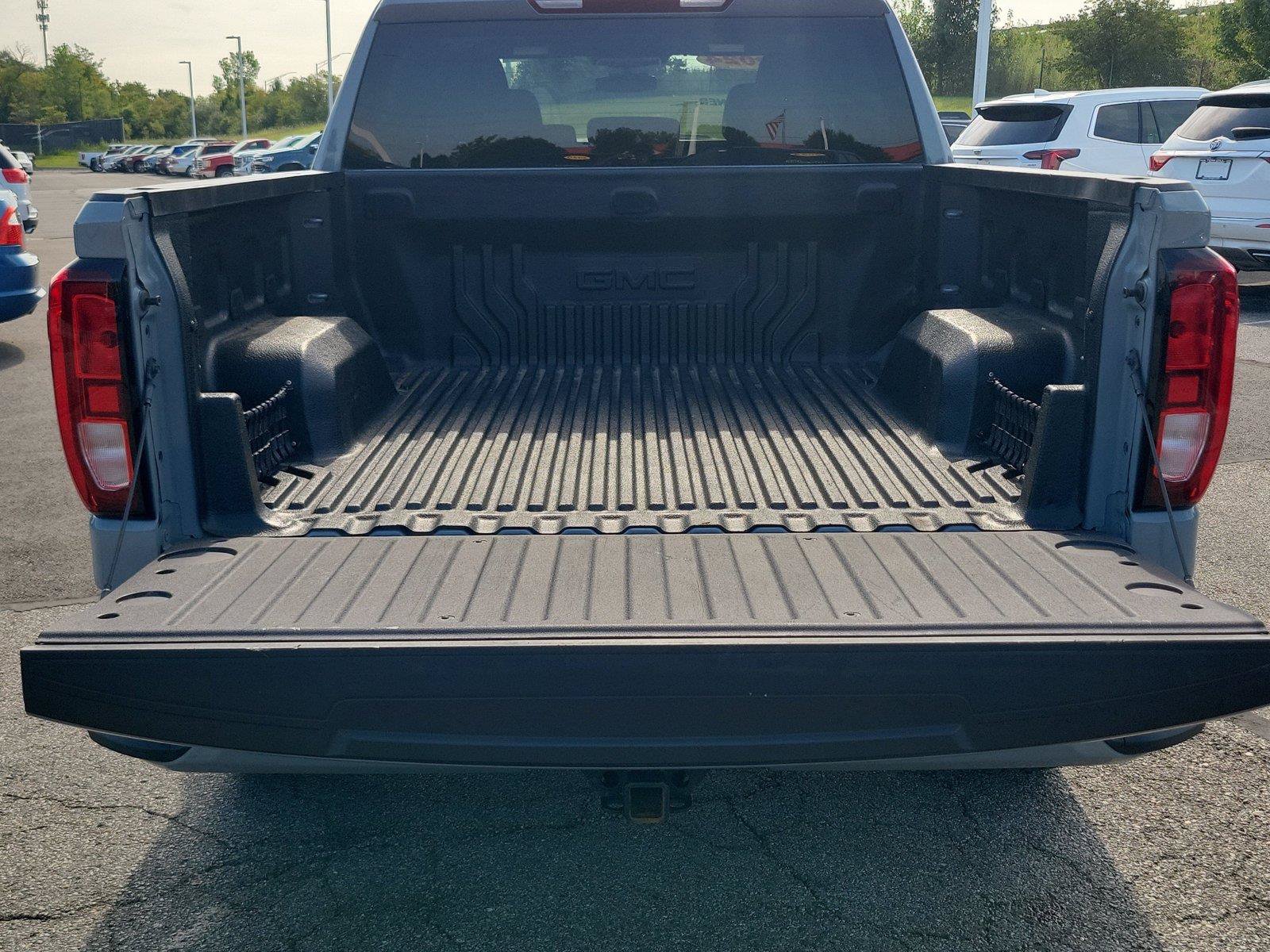 Used 2024 GMC Sierra 1500 Elevation AWD/4WD image 8