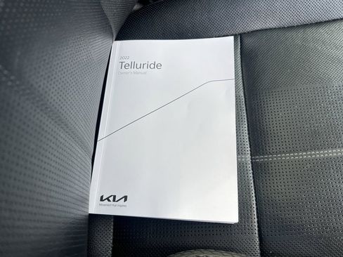 Certified 2022 Kia Telluride EX w/ EX Premium Package image 29