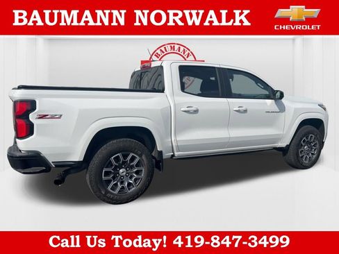 Used 2023 Chevrolet Colorado Z71 w/ Z71 Convenience Package 2 AWD/4WD image 14