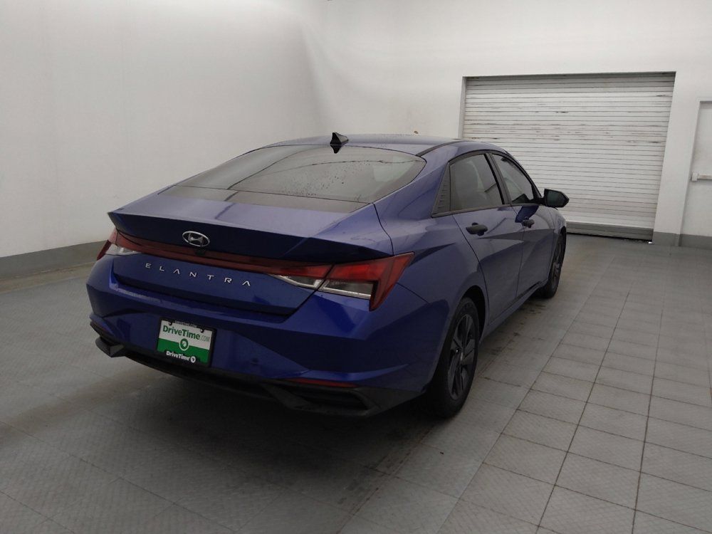 Used 2021 Hyundai Elantra SEL FWD image 9