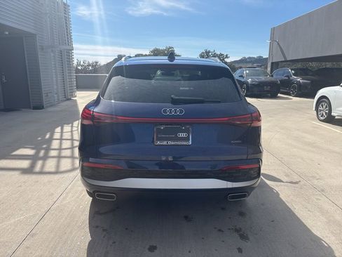 Used 2025 Audi Q5 Premium w/ Convenience Package image 7