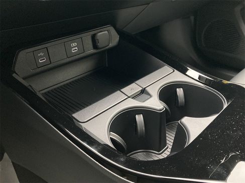 New 2026 Toyota Prius XSE image 27