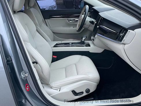 Used 2018 Volvo S90 T5 Momentum w/ Convenience Package image 8