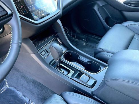 Certified 2025 Subaru Ascent Bronze Edition AWD/4WD image 18