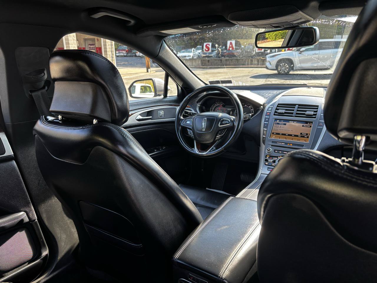 Used 2018 Lincoln MKZ Select w/ Select Plus Package AWD/4WD image 24