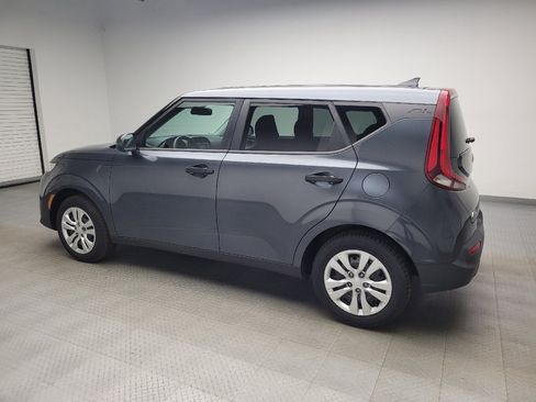 Used 2020 Kia Soul LX FWD image 3
