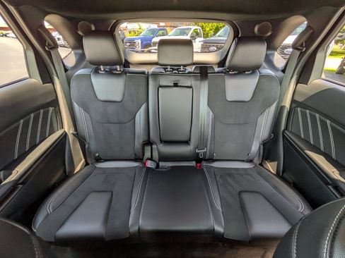 Used 2022 Ford Edge ST AWD/4WD image 16