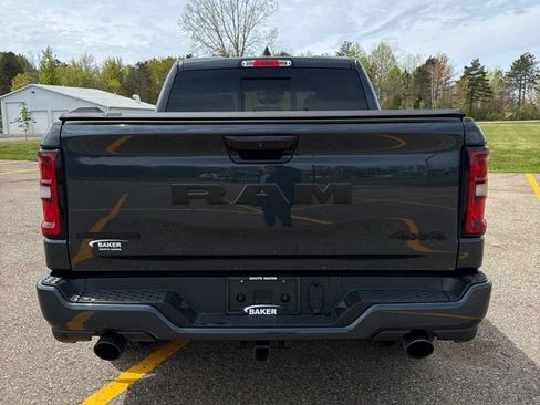 Used 2025 RAM 1500 Big Horn AWD/4WD image 6
