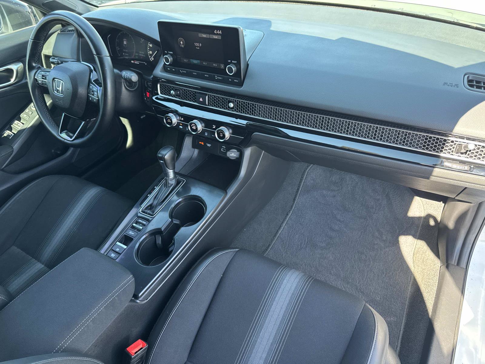 Used 2022 Honda Civic Sport image 31