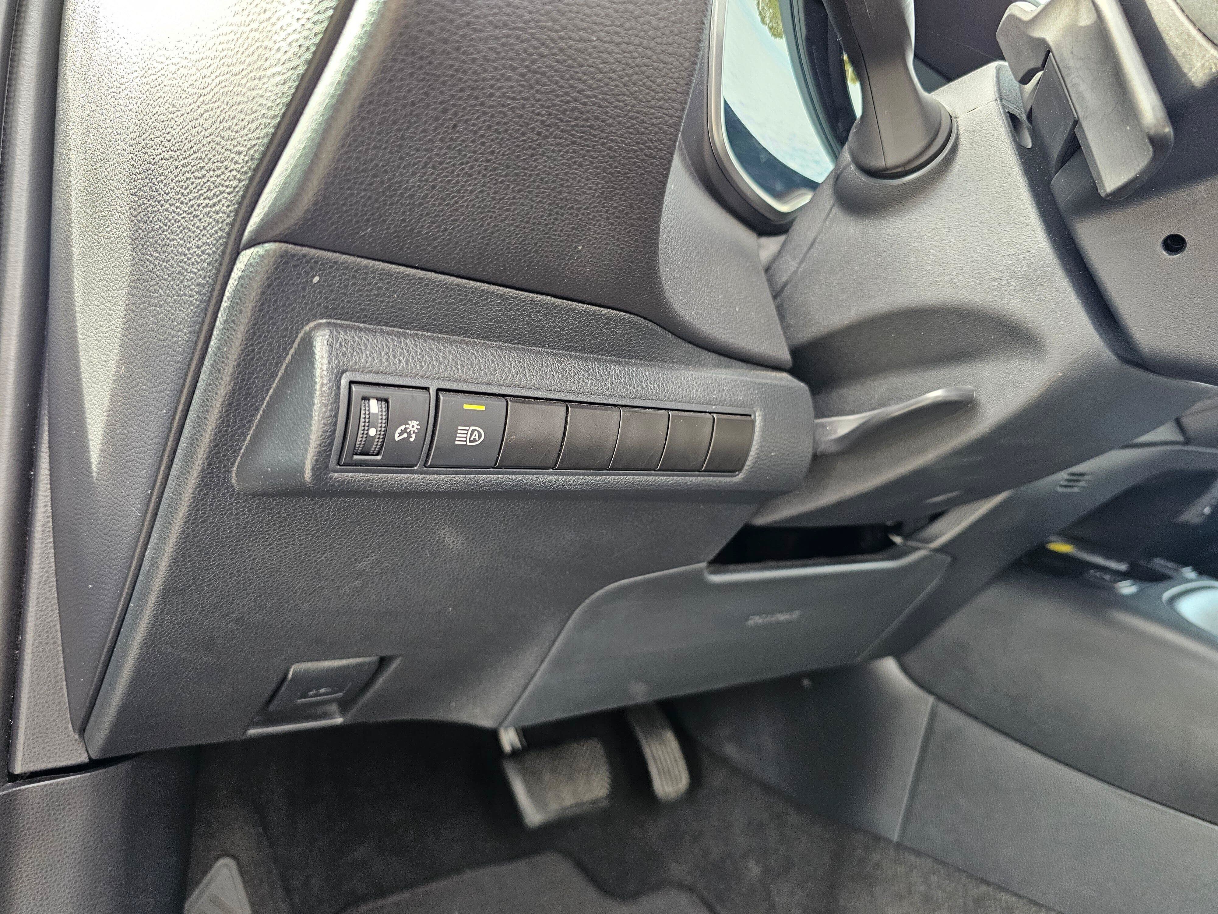 Used 2024 Toyota Corolla XSE FWD image 20