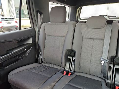Used 2018 Ford Expedition Max XL AWD/4WD image 13