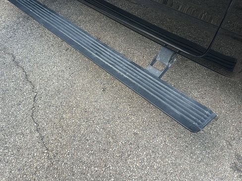 Used 2022 RAM 1500 Limited AWD/4WD image 9
