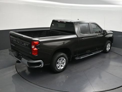 Used 2022 Chevrolet Silverado 1500 LT RWD image 22