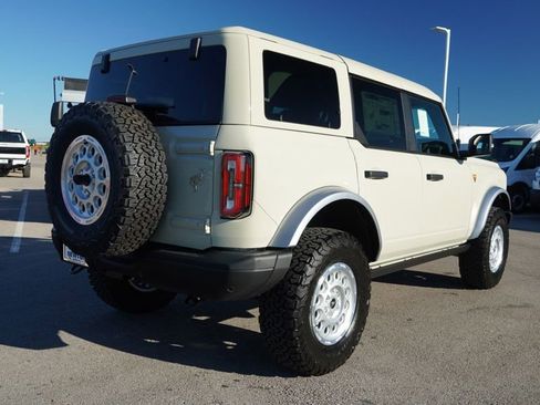 New 2025 Ford Bronco Badlands image 36
