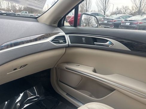 Used 2016 Lincoln MKZ w/ Equipment Group 300A Reserve image 31