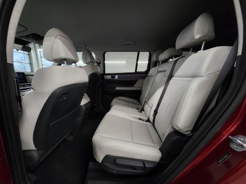 Used 2025 Hyundai Santa Fe SEL image 21