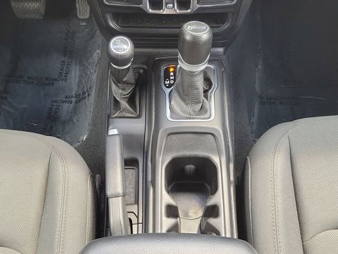 Certified 2020 Jeep Wrangler Unlimited Sport image 16