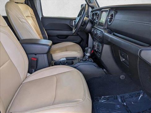 Used 2019 Jeep Wrangler Unlimited Sahara AWD/4WD image 22