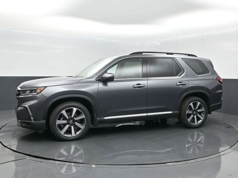Used 2023 Honda Pilot Elite image 10