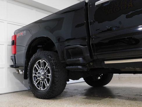 Used 2023 Ford F250 Limited w/ FX4 Off-Road Package image 11