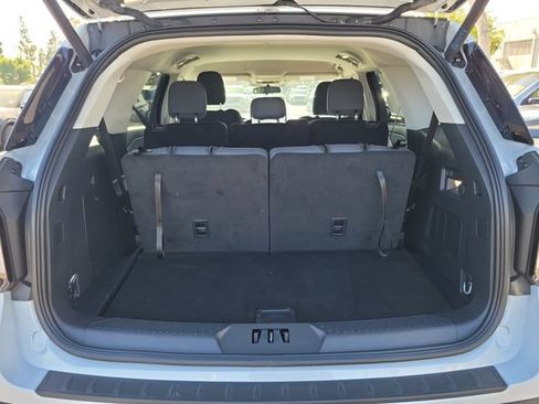 Used 2026 Ford Explorer Active RWD image 22