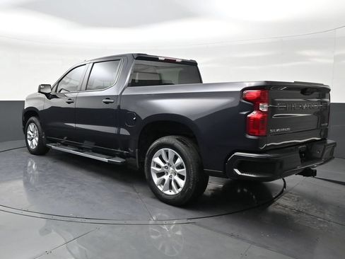 Used 2023 Chevrolet Silverado 1500 Custom RWD image 3