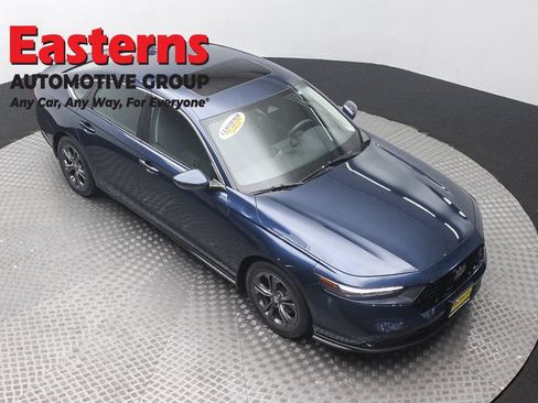 Used 2023 Honda Accord EX image 3