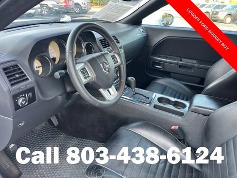 Used 2012 Dodge Challenger R/T RWD image 6