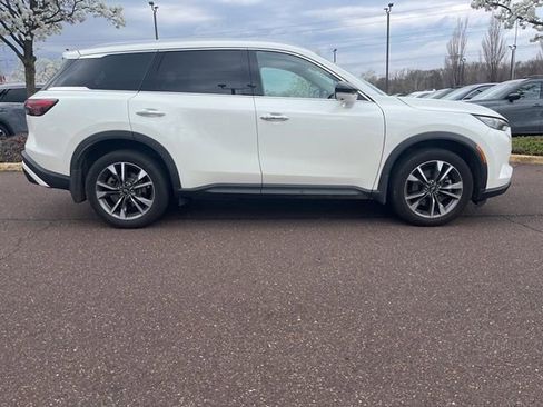 Certified 2023 INFINITI QX60 Luxe w/ Cargo Package image 2