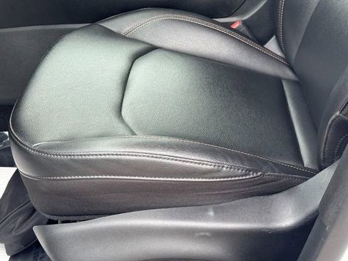 Used 2024 Jeep Compass Limited image 30