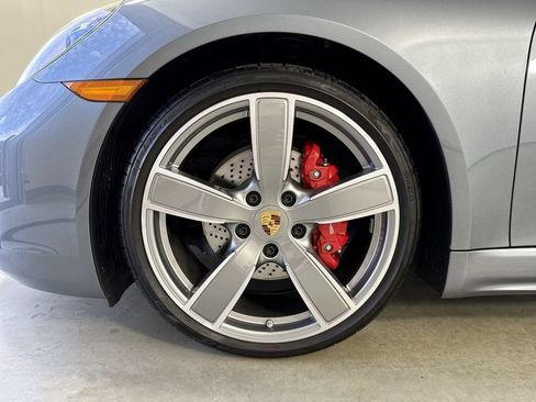 Certified 2025 Porsche 718 Boxster S RWD image 13