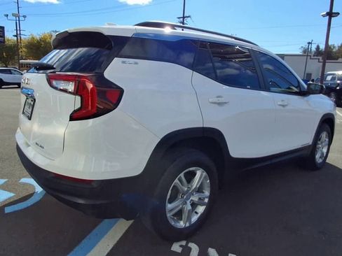 Certified 2023 GMC Terrain SLE w/ Driver Convenience Package image 2