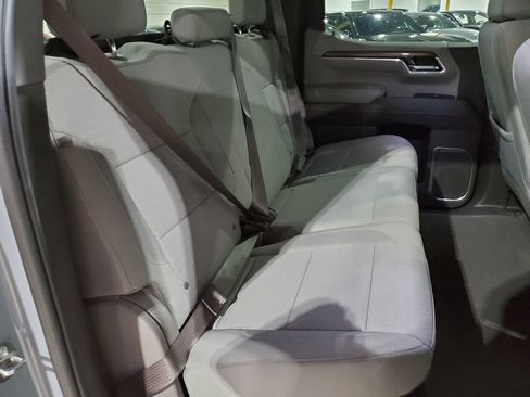 Used 2024 Chevrolet Silverado 1500 LT RWD image 32