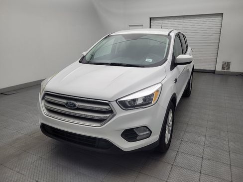 Used 2019 Ford Escape SE FWD image 15