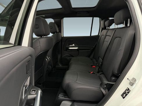 New 2026 Mercedes-Benz GLB 250 image 12