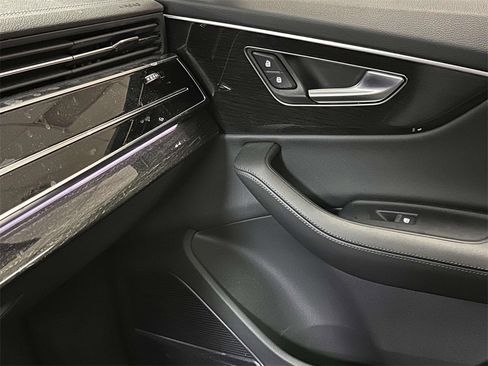 Used 2023 Audi Q7 3.0T Premium Plus w/ Premium Plus Package image 28