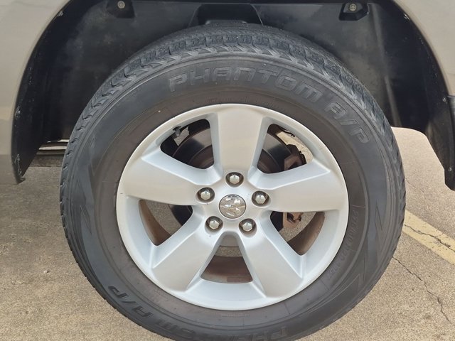 Used 2013 RAM 1500 Classic SLT w/ Premium Display Pkg RWD image 20